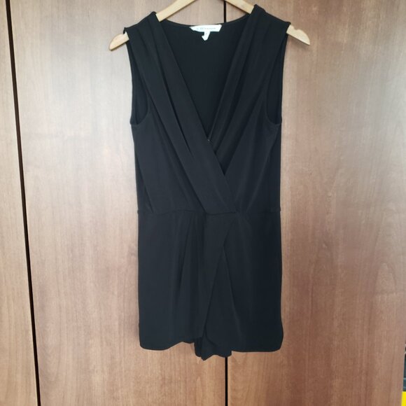 BCBG drapey romper - Picture 2 of 5